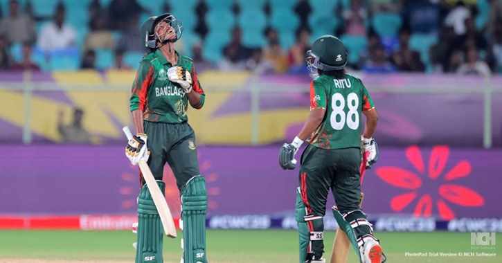 অস্ট্রেলিয়াকে ১৬৭ রানের টার্গেট দিল বাংলাদেশ
