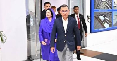 ইস্তাম্বুলে যাত্রাবিরতিতে প্রধানমন্ত্রী তারেক রহমান ইস্তাম্বুলে যাত্রাবিরতিতে প্রধানমন্ত্রী তারেক রহমান