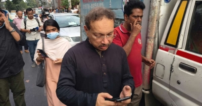 তাহসিফের বাবার দাবি, ‘আত্মহত্যার প্রশ্নই ওঠে না’ তাহসিফের বাবার দাবি, ‘আত্মহত্যার প্রশ্নই ওঠে না’