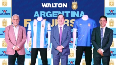বাংলাদেশে প্রথমবারের মতো আর্জেন্টিনার ফ্যান জার্সি উন্মোচন করলো ওয়ালটন বাংলাদেশে প্রথমবারের মতো আর্জেন্টিনার ফ্যান জার্সি উন্মোচন করলো ওয়ালটন
