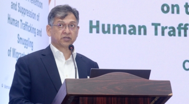 মানবপাচার ও অভিবাসী চোরাচালান রোধে নতুন আইন কার্যকর হবে: স্বরাষ্ট্রমন্ত্রী