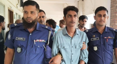 টাঙ্গাইলে স্কুলছাত্রী অপহরণ ও হত্যা মামলায় আসামির মৃত্যুদণ্ড টাঙ্গাইলে স্কুলছাত্রী অপহরণ ও হত্যা মামলায় আসামির মৃত্যুদণ্ড